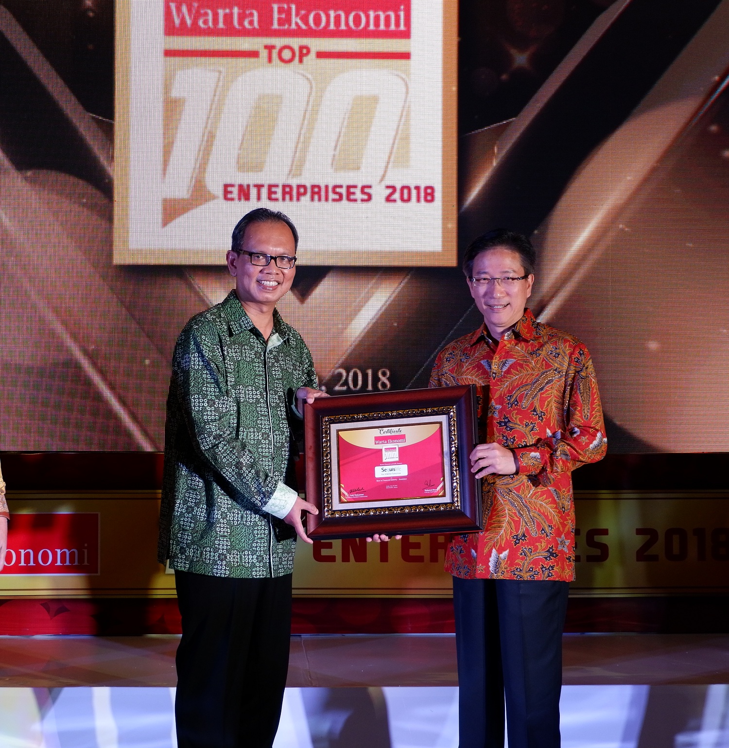 thumbnail for Sequis Life received Best in Financial Industry-Insurance award by Warta Ekonomi