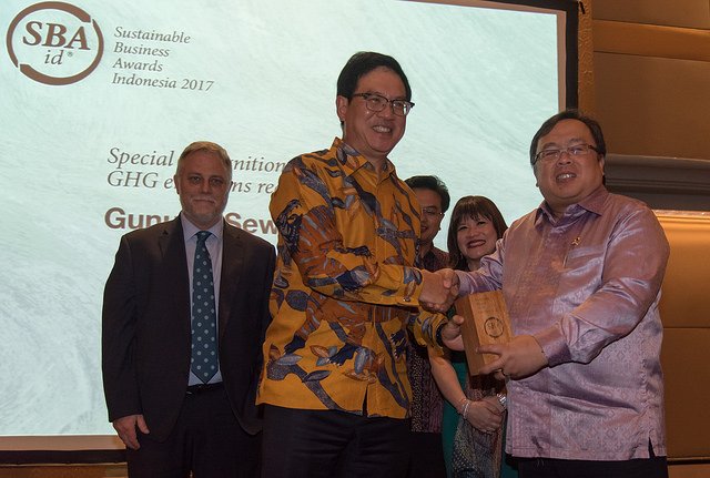 thumbnail for Gunung Sewu Wins Sustainable Business Award 2017